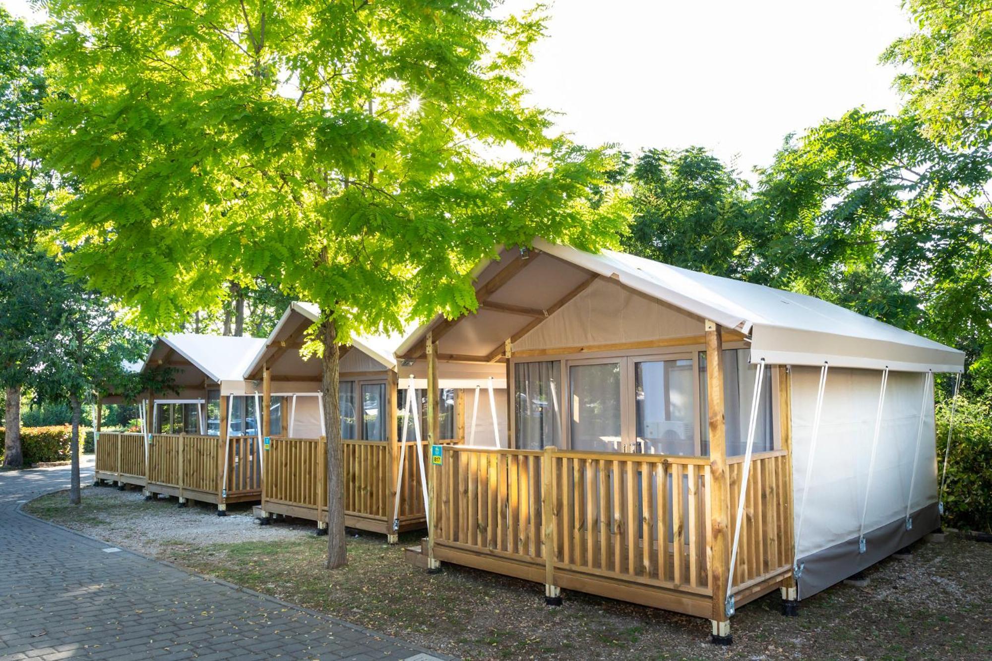 Hu Roma Camping In Town — Fotky 3